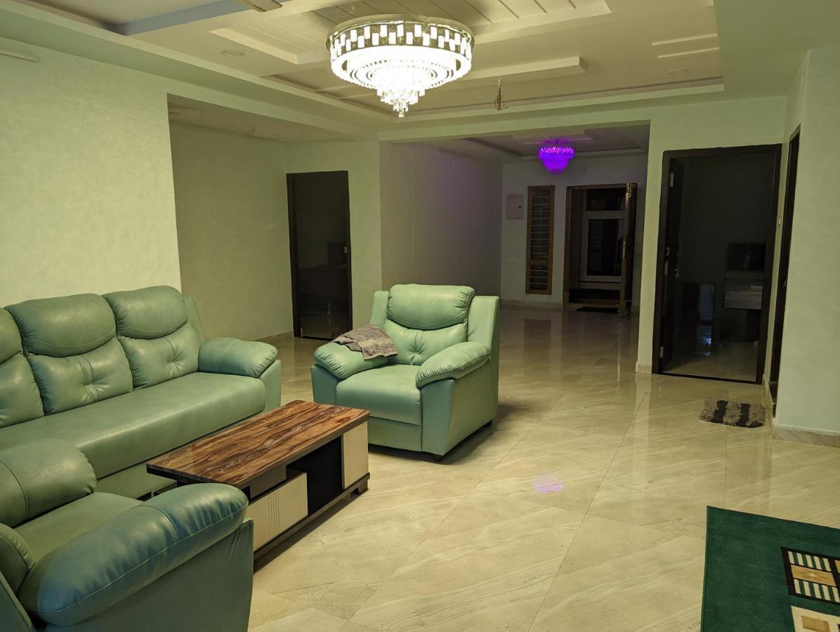 Appartement Ramya Grand à Visakhapatnam Extérieur photo
