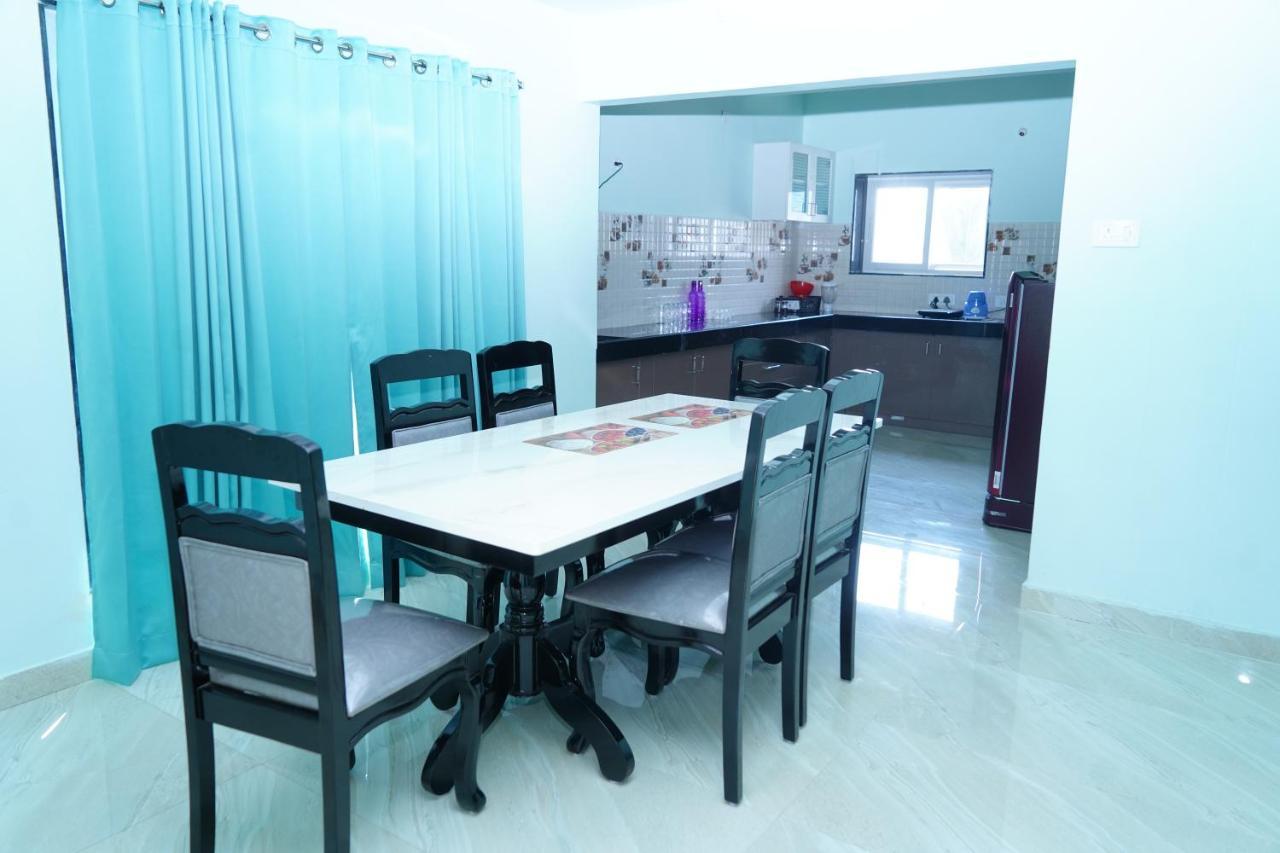 Appartement Ramya Grand à Visakhapatnam Extérieur photo